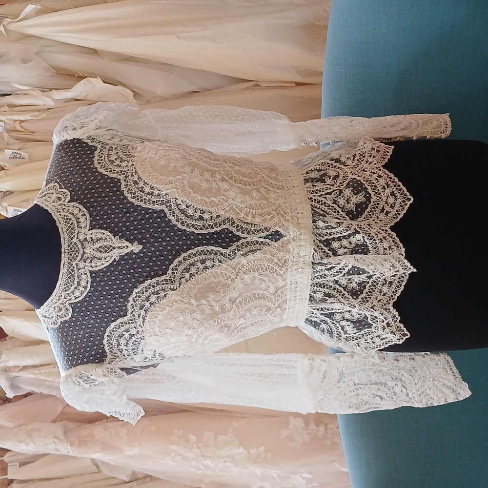 Watters Ivory Lace Long-Sleeve Bridal Top